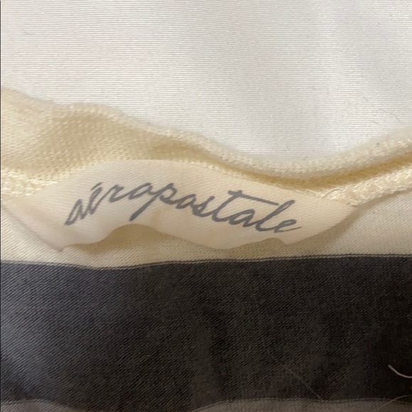 Aeropostale's 3/4 sleeve top - Picture 4 of 5